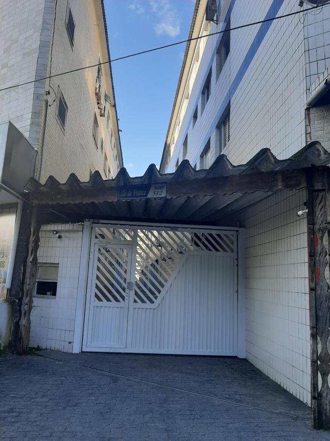 סאו פאולו Apartamento Mobiliado No Canto Do Forte - Praia Grande - Sp Ferias, Temporada, Feriados מראה חיצוני תמונה